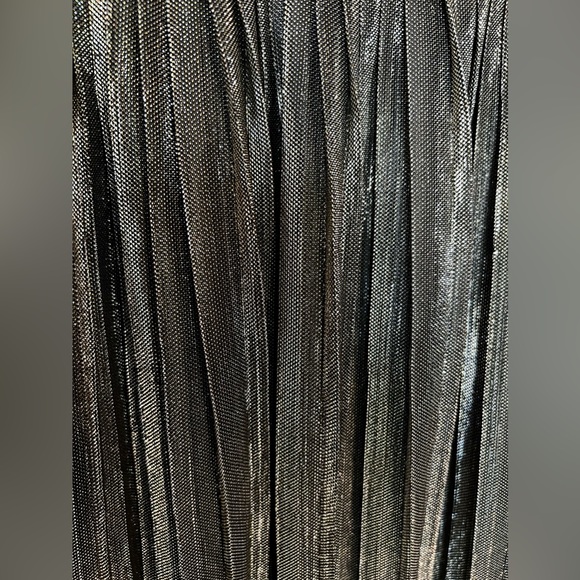 A Beautiful Soul Shawna Skirt - Gunmetal - Picture 3 of 8